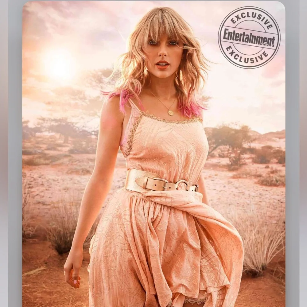 New Taylor Swift Entertainment Weekly Issue May 2019 - Picture 6 of 6